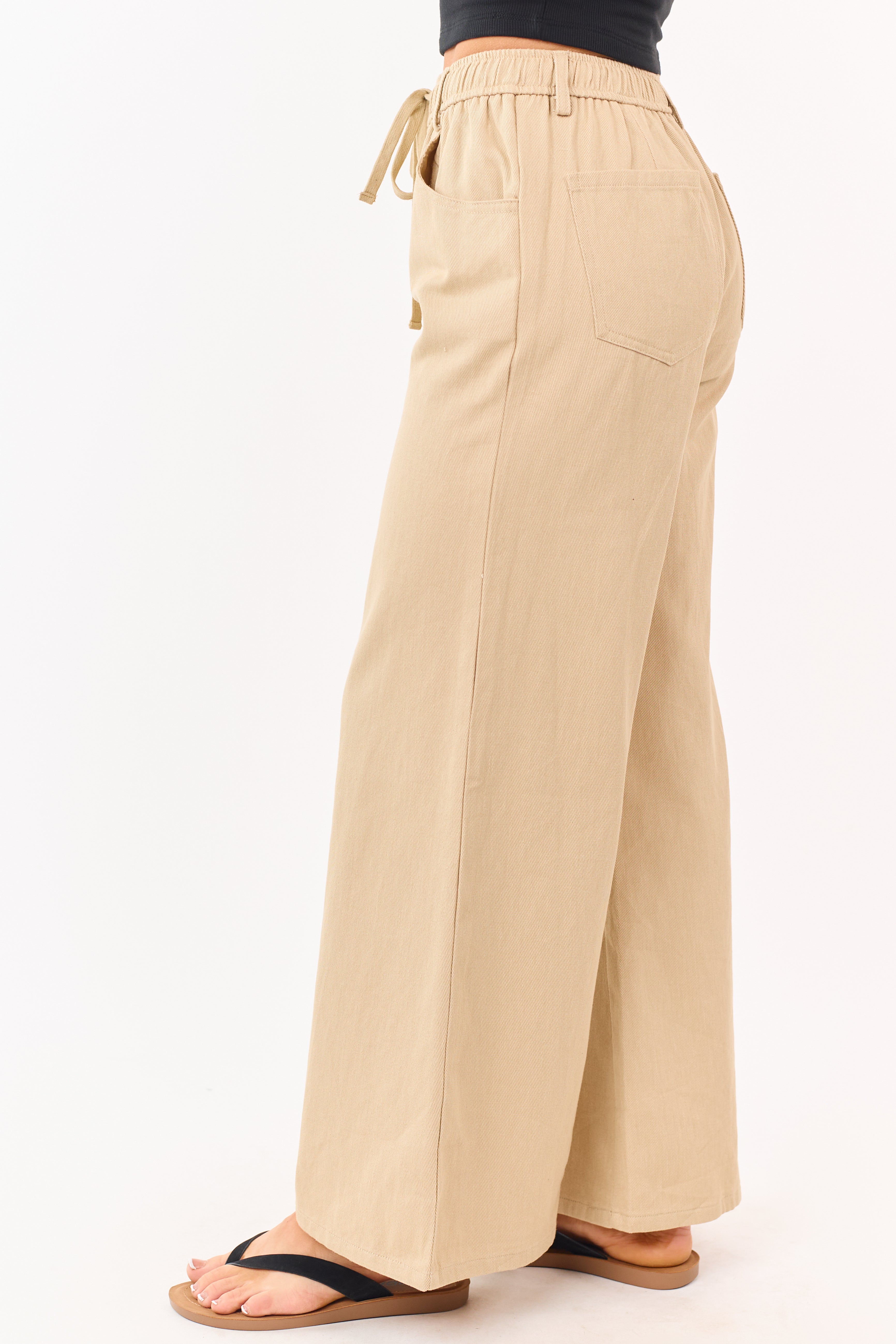 Casual Chic | Wide Leg Pants Women with Elastic Waistband | Flattering Fit for Everyday Style 2